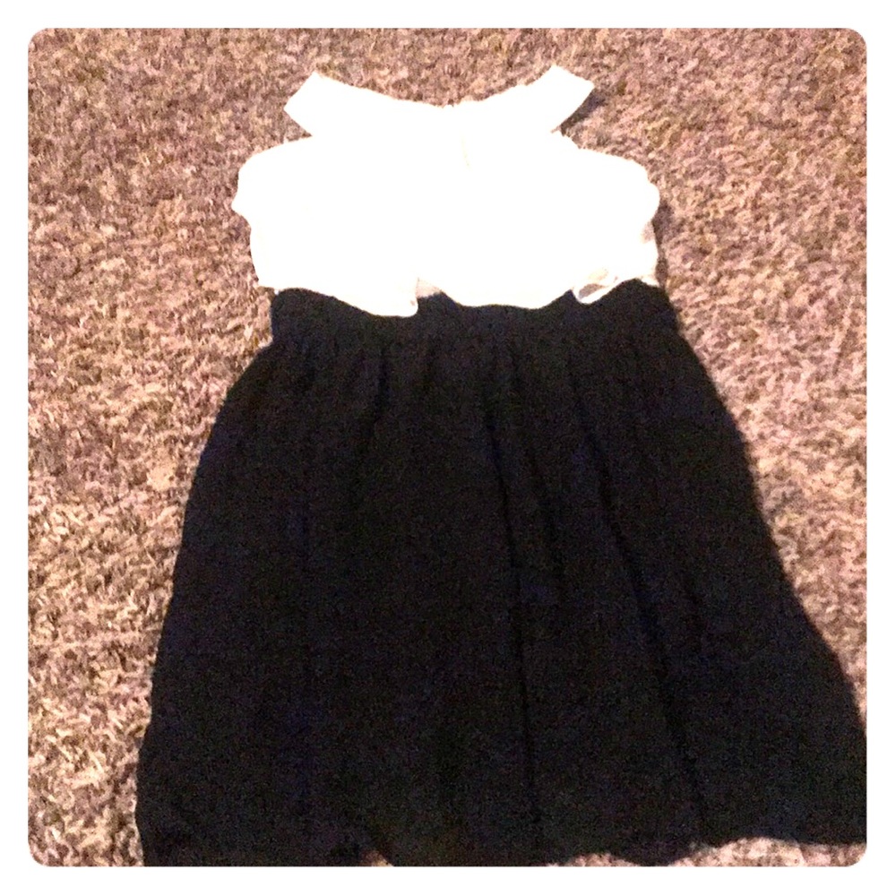 A black and whit dress